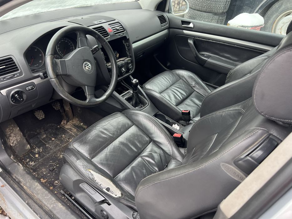 Volkswagen Golf 5 2.0tdi , Фолксваген Голф 5 тди На Части !!!