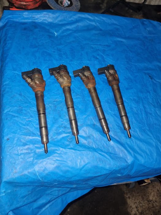 Injectoare Skoda octavia 1,6 TDI 105 cp