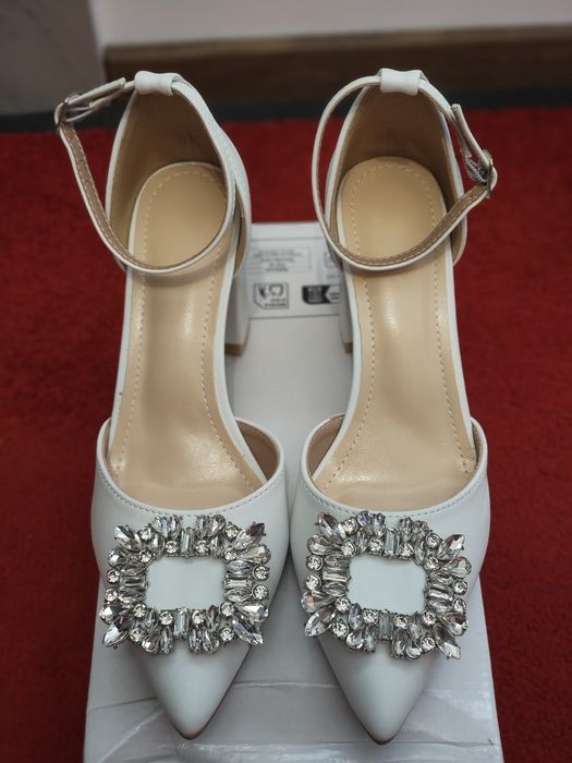 Pantofi mireasa marimea 38