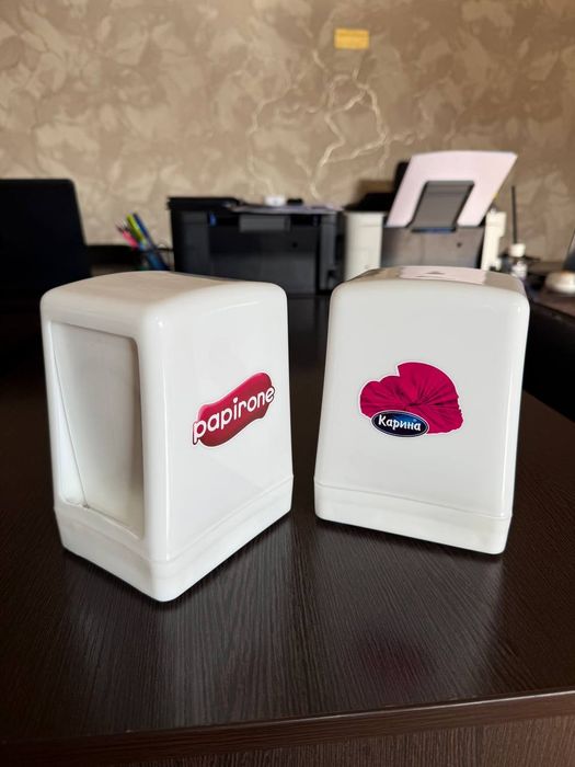 Диспенсер Аппараты (для туалетной бумаги, салфеток, полотенец)