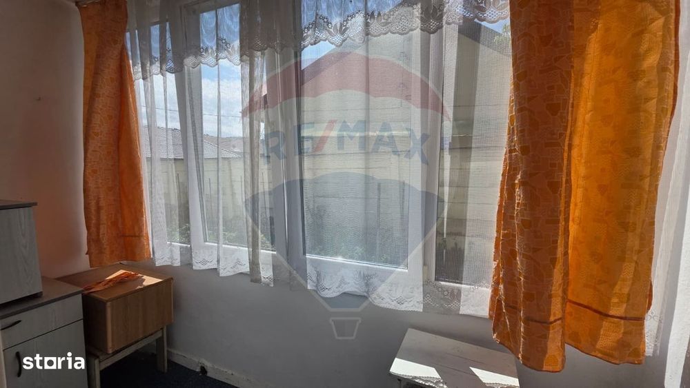 Apartament 3 camere de vânzare- str. Sondorilor, Medias