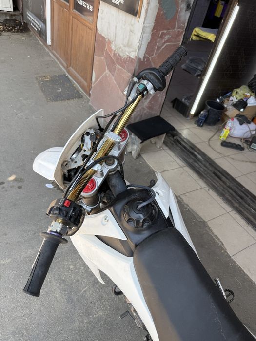 Продам эндуро 250куб Z2