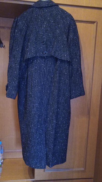 Зимно дълго палто