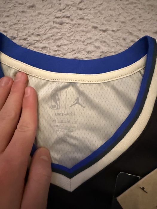 Jesey antetokoumpo