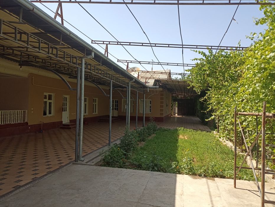 Уй сотидади 10 хонали