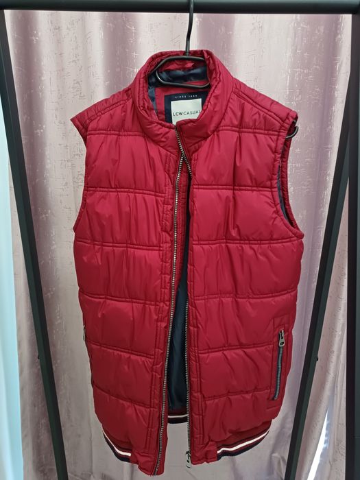 Vestă Matlasată Slim Fit LC Waikiki, mărimea S