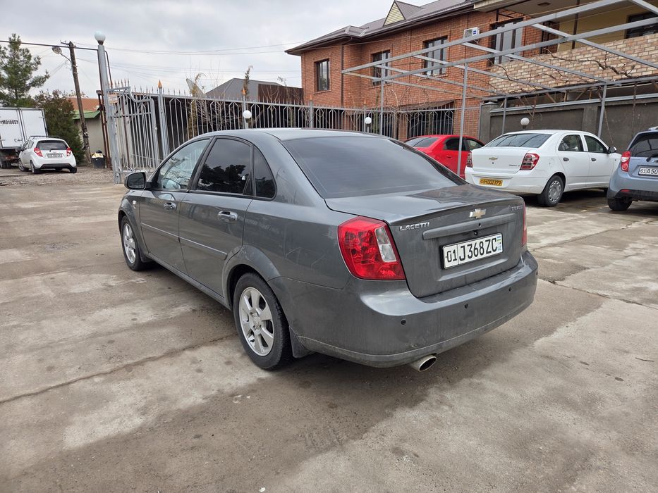 Джентра мокрый асфальт