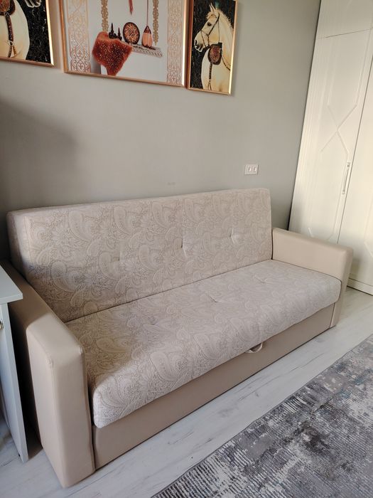 б/у диван-кровать сатылады