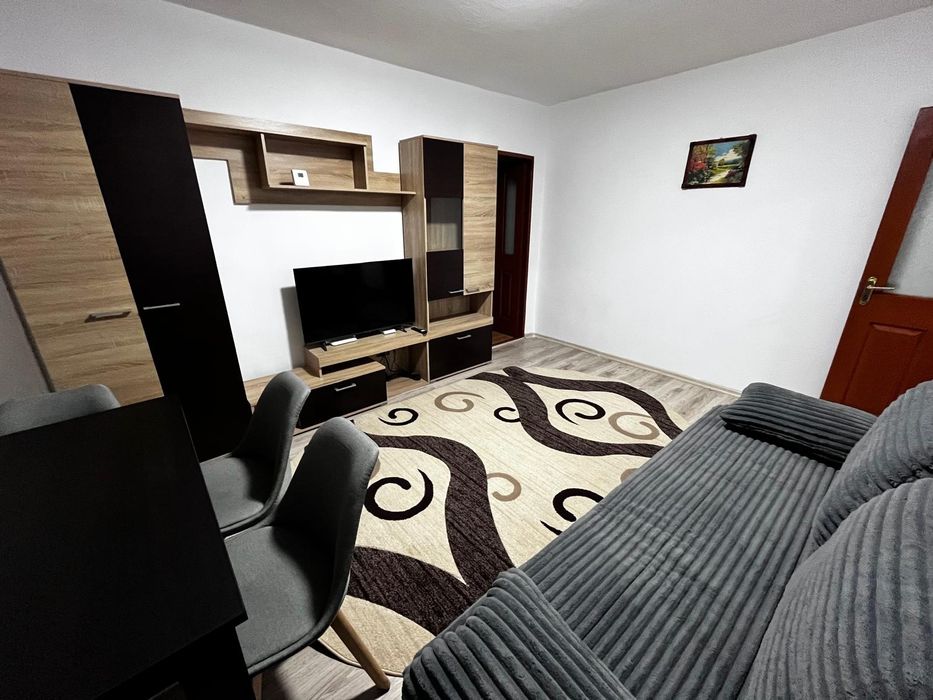 Inchiriez apartament 2 camere