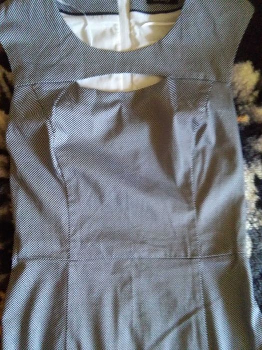 Платье в мелкую клеточку