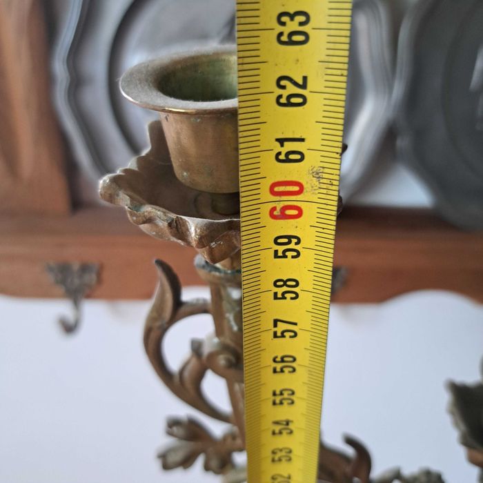 Sfesnic de altar catolic cu șapte lumini din bronz