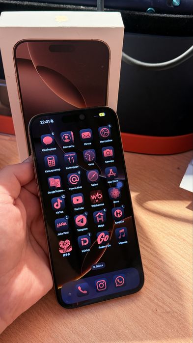 Iphone 16 pro max 256 gb. Desert titanium