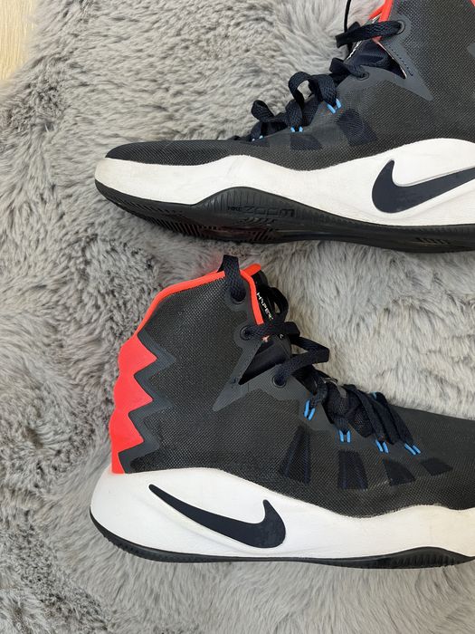 Nike Hyperdunk високи кецове юношевски