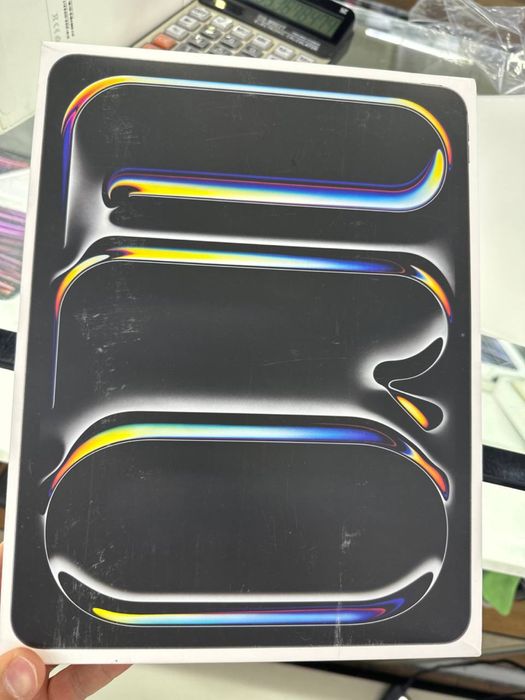 Ipad pro m4 11inch 256 wifi / sim