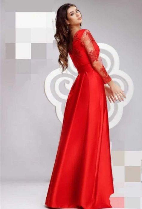 Vând rochii roșie și albastră cu buzunare din tafta (lungă)