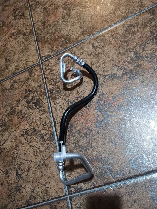 Conducta ac Dacia Duster HJD 2018-2023 motor 1.3 TCE cod 924902890 R