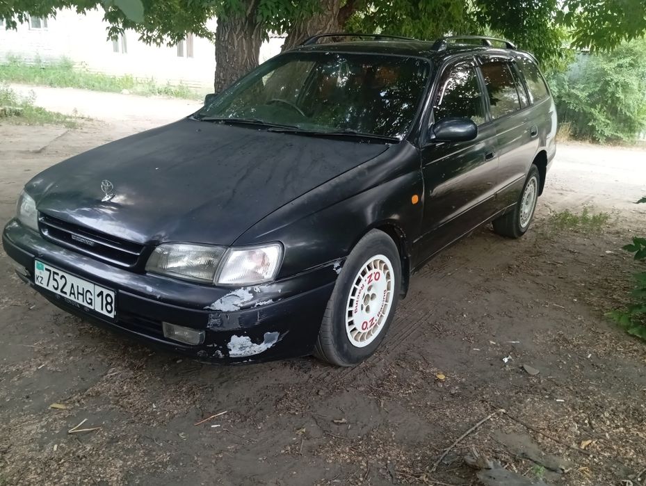 Продам Тойота Калдина