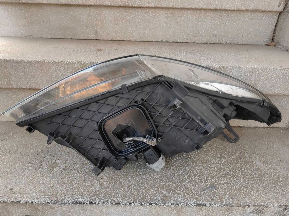 Фар Renault Megane Xenon ляв / Фар Рено Меган ксенонов Оригинален