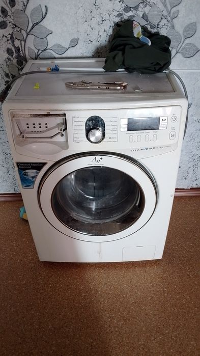 Продам стиральную машинку
