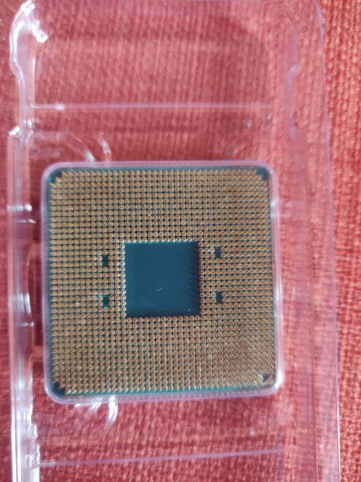 AMD Ryzen 5 1600 + Wraith вентилатор с heatsink