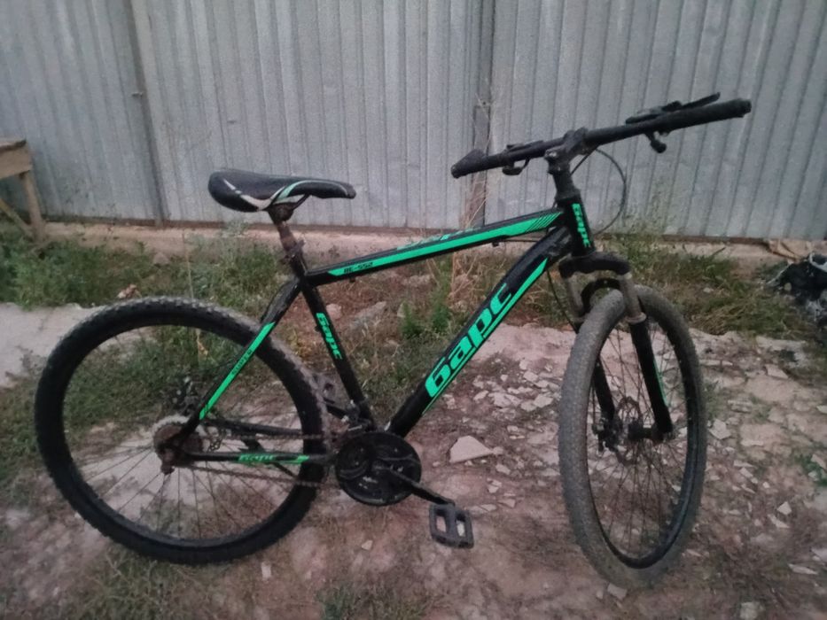 Продаю велосипед срочно ,