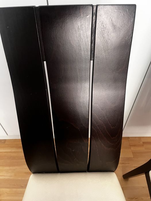 Трапезни столове 2бр.