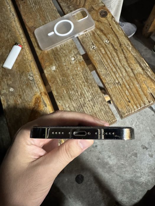 Iphone 14 pro max 256 Bir qol tutlgan
