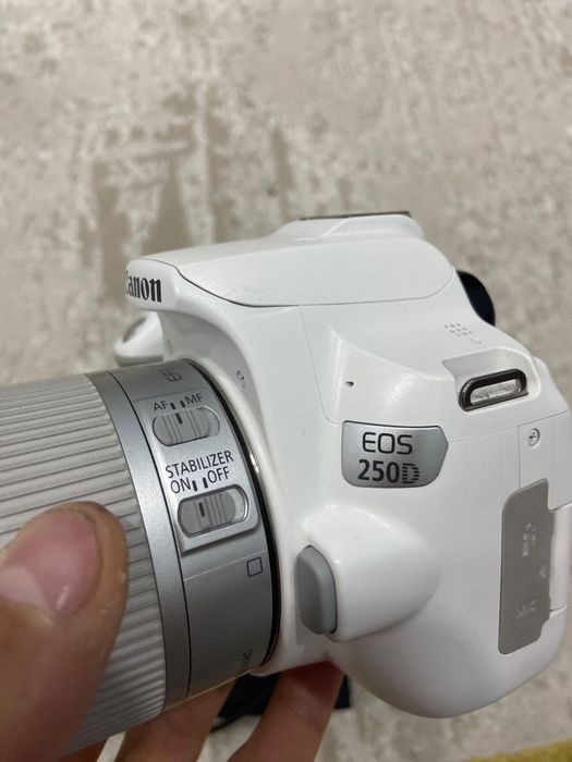 Canon EOS 250D все отлично