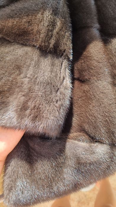 Продаю норковую шубу