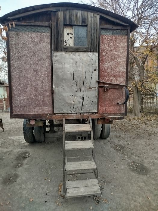 Прицеп для уликов для пасеки.