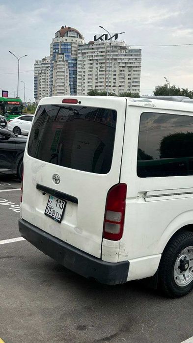 Toyota Hiace, 2007