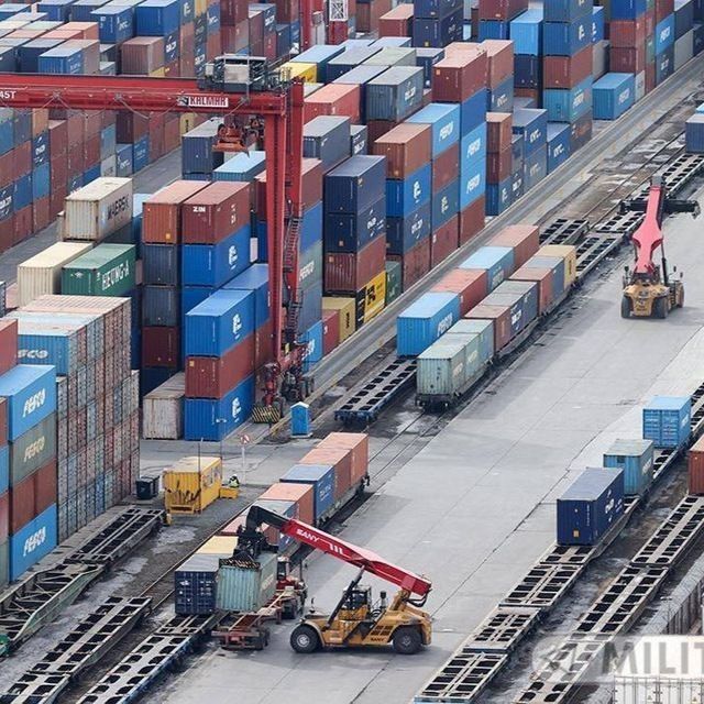 Кантейнера 40FUT 20FUT 45FUT продаётся ипокупаемм кантейнера в отлично