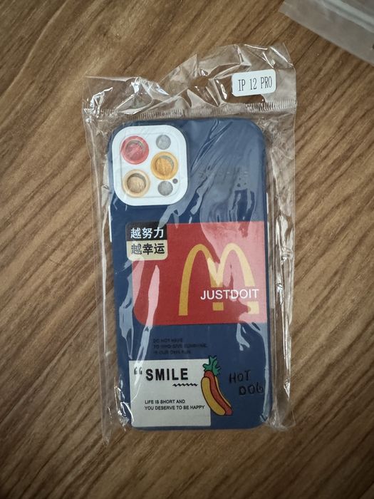 Чехлы на iphone 12pro