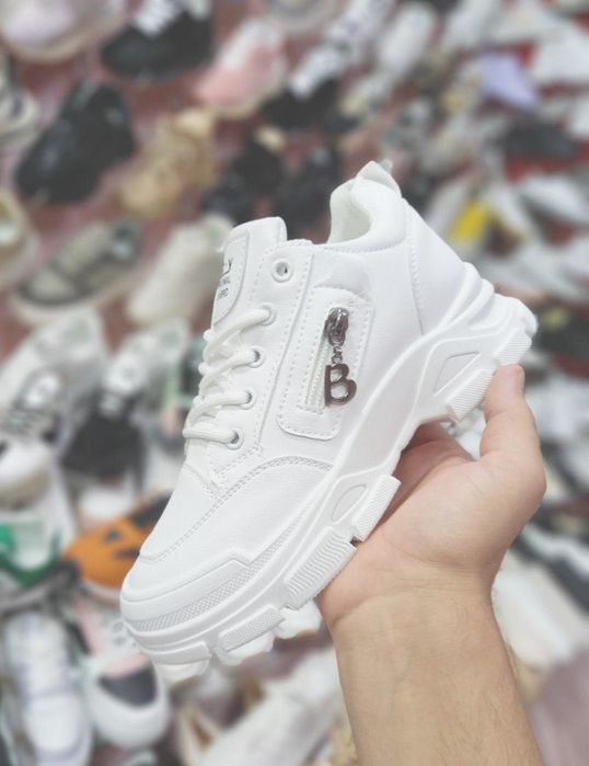 Madden in China original krasofka  skitka narxlarda ulgurib qolila.