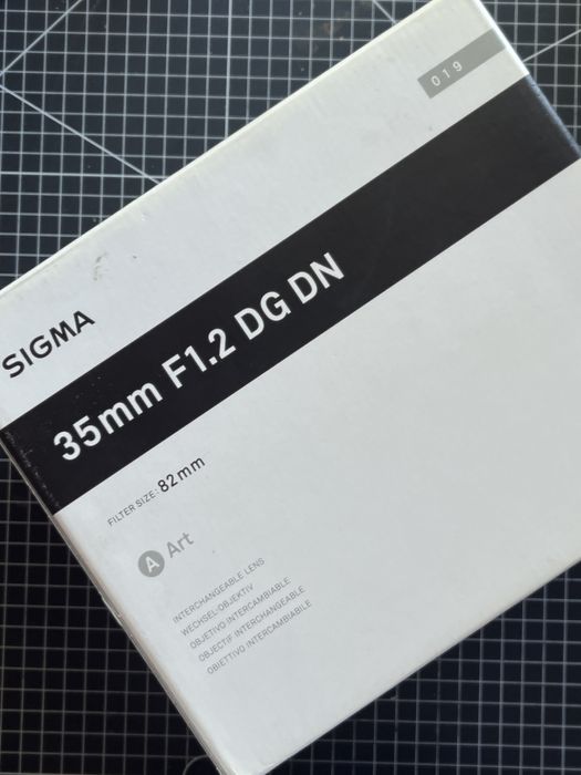 Продам Sigma 35mm f/1.2 Art для Sony E