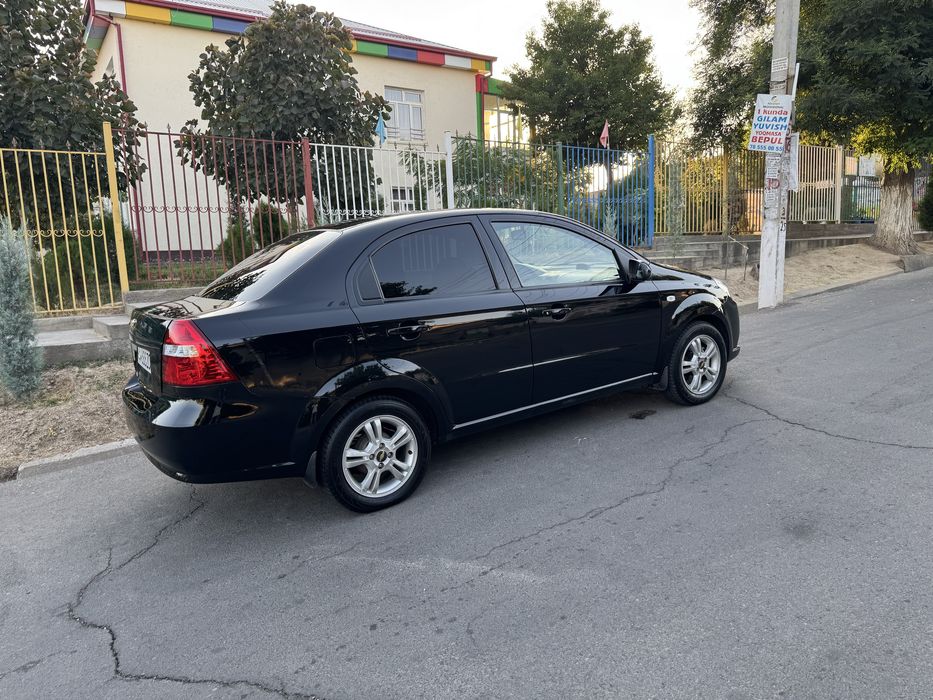 Nexia 3 qora aftomat