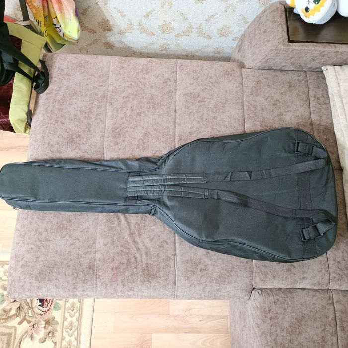 Продам гитару акустическую