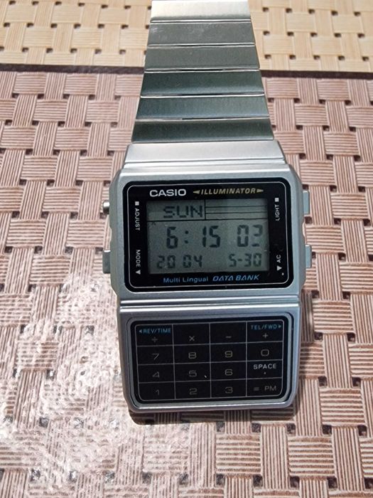 Чисто нов,неизползван електронен часовник Casio