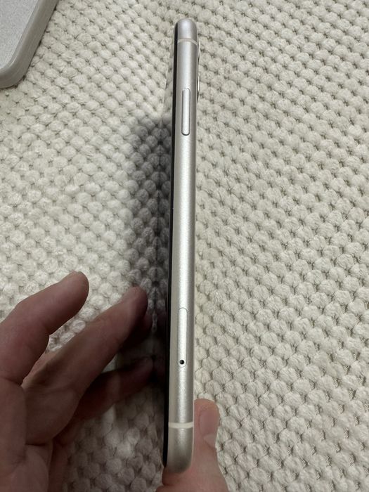 Продам Iphone 11 в отличном состоянии