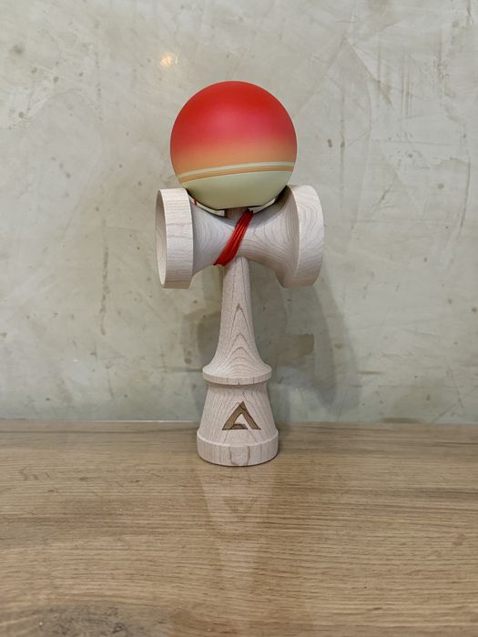 Kendama Su Lab x Active