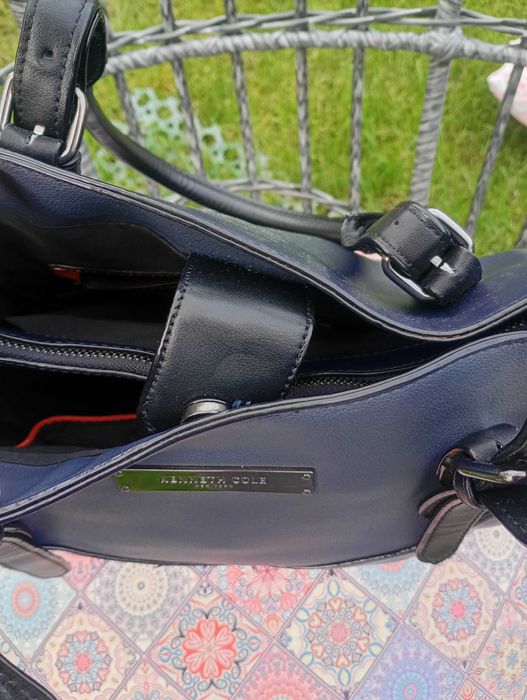 Geantă nouă Kenneth Cole de vânzare