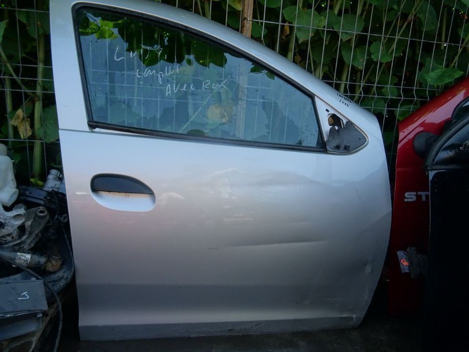 Vand Usa Fata Dreapta Dacia Sandero 2 din 2014 volan pe stanga fara rugina