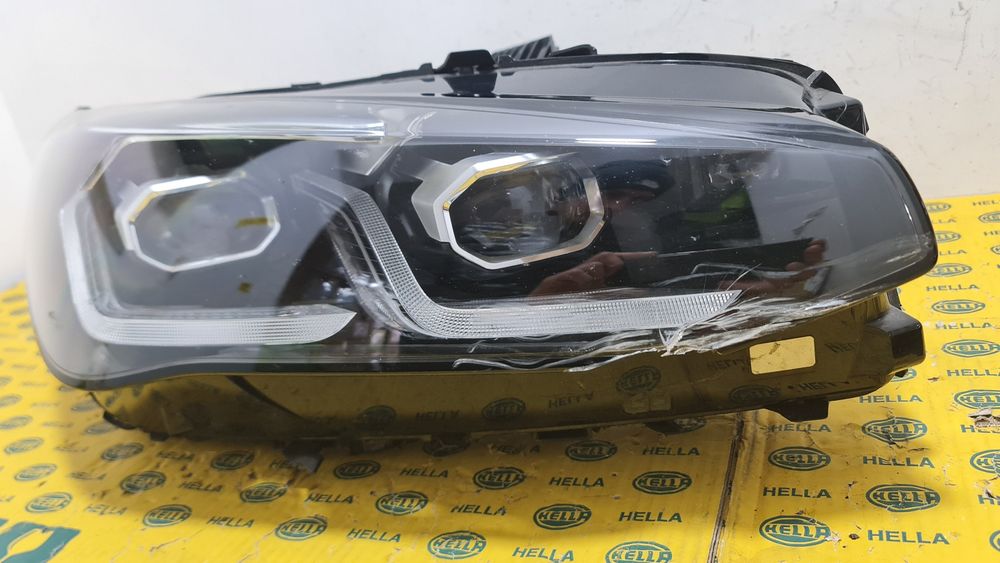 Far full led dreapta BMW 2 U06 5A42248 avariat