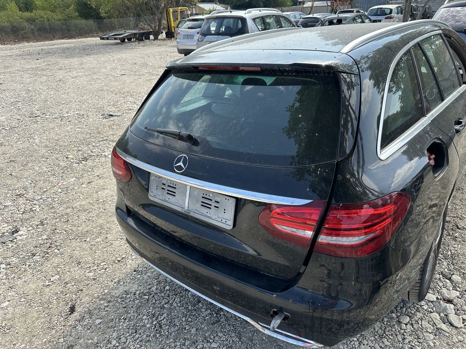 Врата багажник за Мерцедес W205 c220 комби след 2015г.!