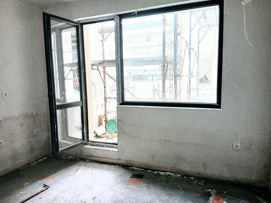 Тристаен апартамент за продажба в кв. Каменица 1