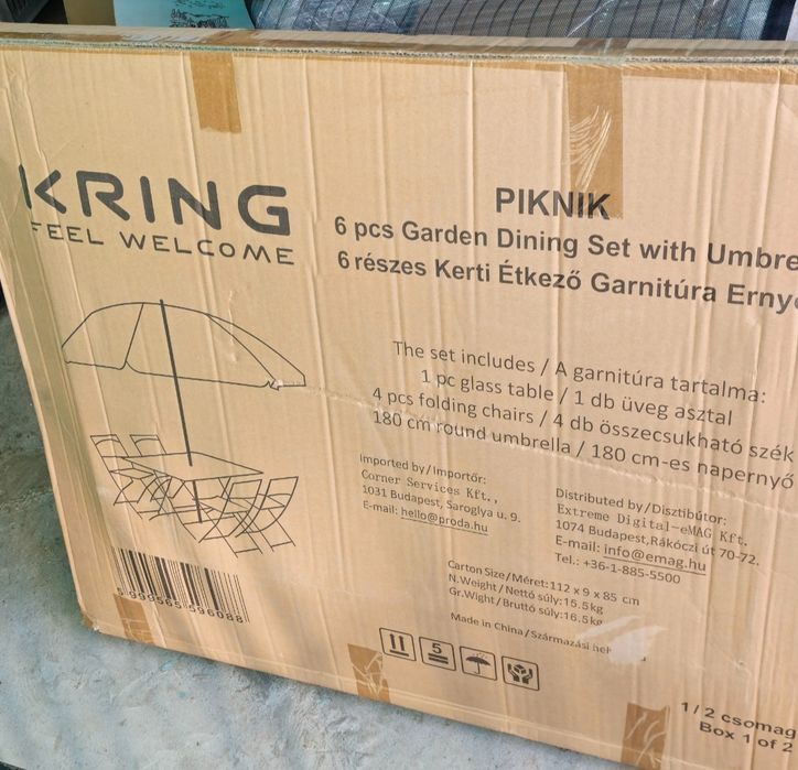 Комплект маса за градина 4 стола  с чадър нови от Германия 

Размер н