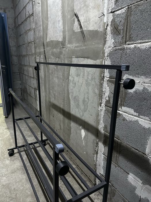 Рэйлы для одежды