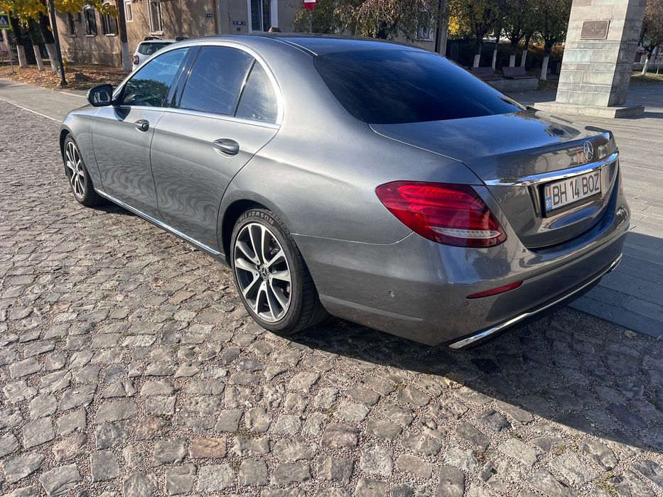 MERCEDES-BENZ E-Class 2017 — imagine 3