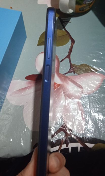 Телефон продается