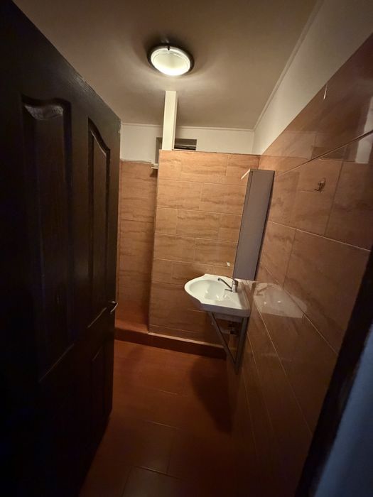 Ofer camere spre închiriere conditii foarte bune